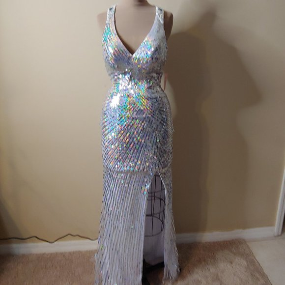 Alexa Dresses & Skirts - NWT Alexa Blush Prom Dress or for Formal Occasion